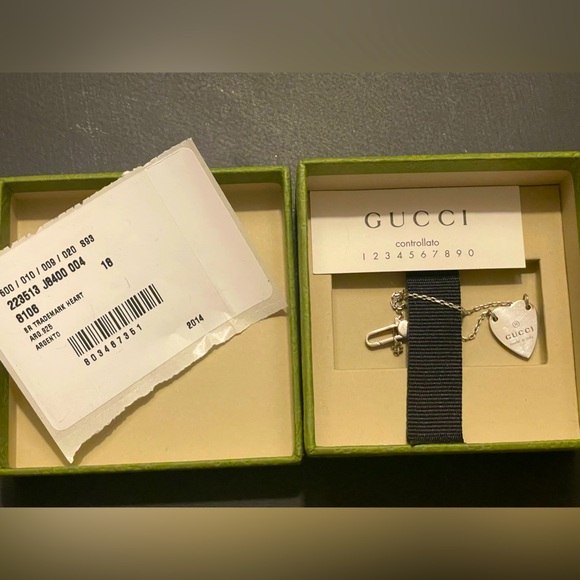 Gucci. .925 Sterling Silver logo heart bracelet. NWT. Size 18 - Picture 5 of 9